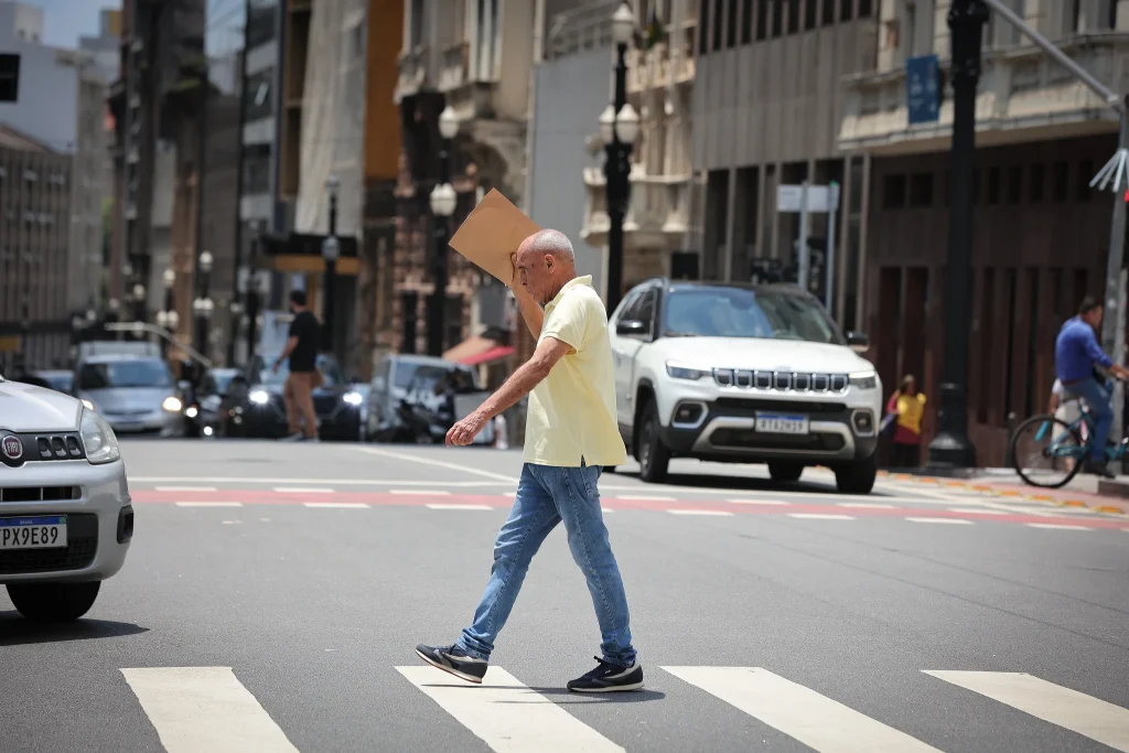 Baixa umidade coloca nove municípios do interior paulista em estado de alerta 5