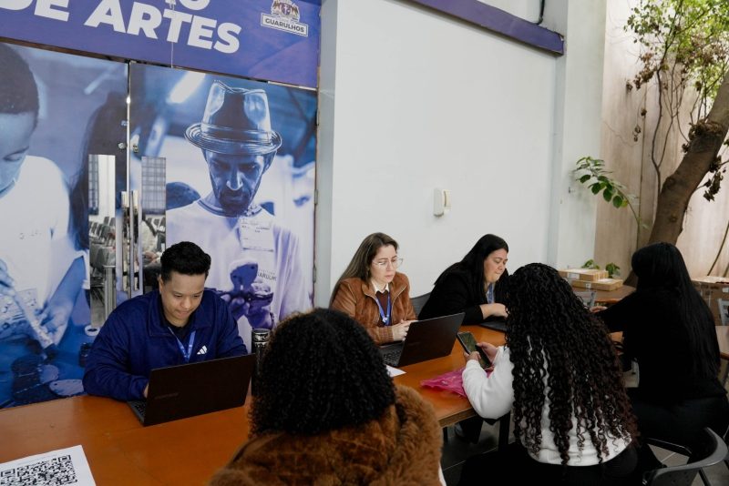 Adamastor recebe mutirão com mais de 80 oportunidades de trabalho em Guarulhos 5