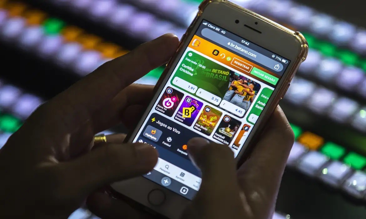 Governo federal anuncia novas regras para publicidade de bets 13