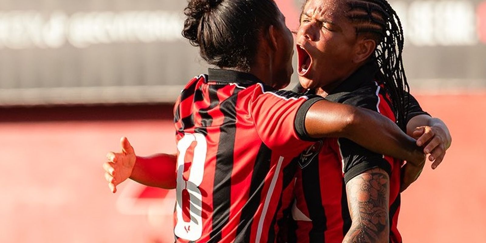 Vitória manda Botafogo para lanterna na volta do Brasileiro Feminino 19