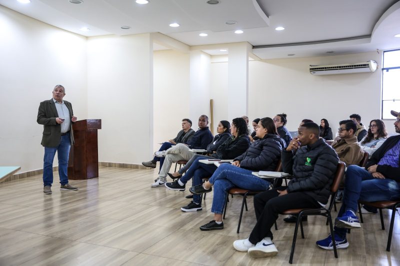 Palestra orienta empresários de Ferraz sobre impactos da Reforma Tributária 7
