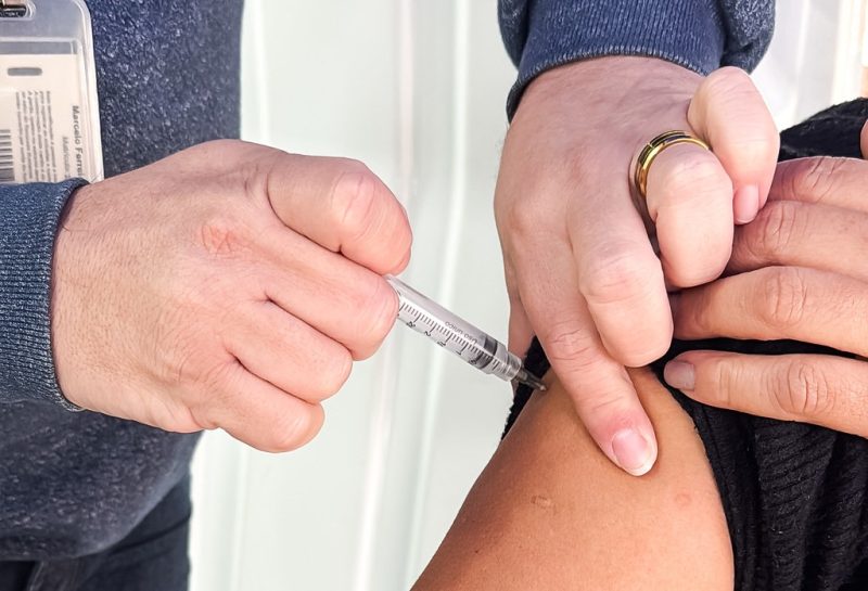 Arujá alcança liderança regional na vacinação contra a dengue e amplia atendimento à população 9