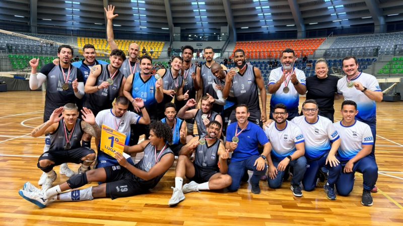 Vôlei masculino de Arujá conquista medalha de ouro nos Jogos Regionais 7