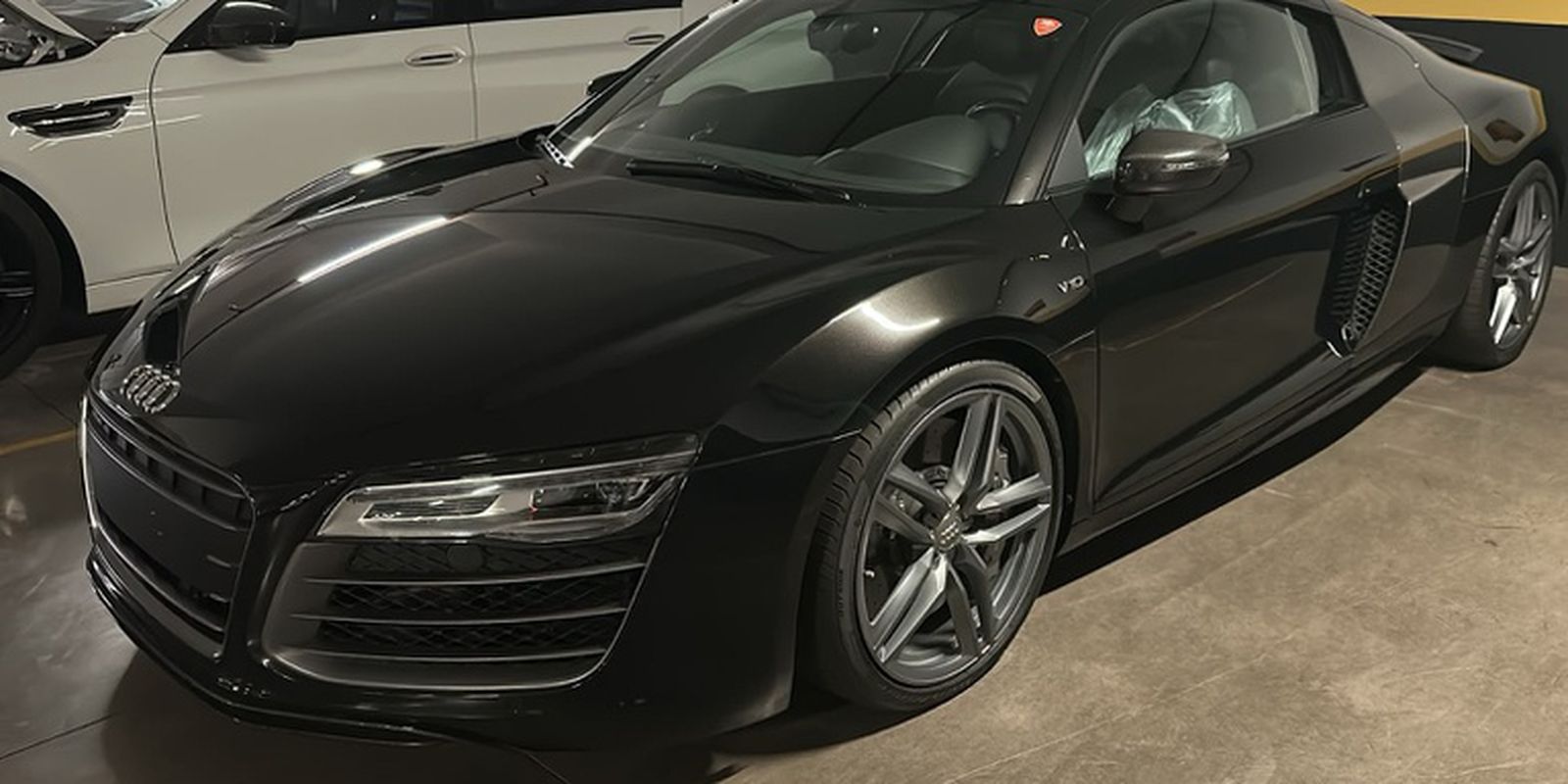 PF apreende carros de luxo em operação contra Careca do INSS 15
