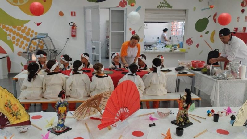 Escola de Guararema promove oficina de culinária japonesa para alunos da Educação Infantil 5