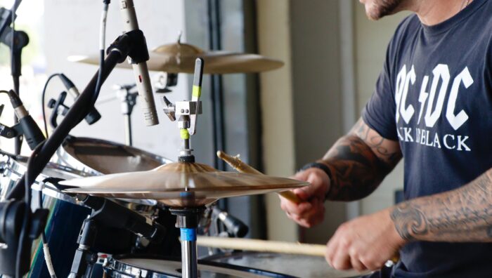‘Rock no Parque’ reúne bandas com repertório autoral e tributos a clássicos do gênero