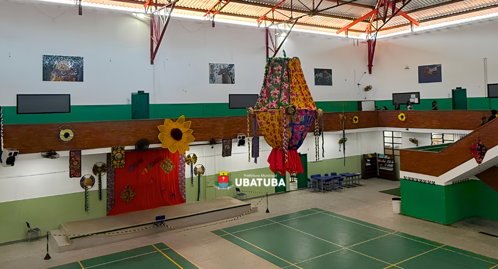 Após sete anos, E.M. Tancredo realiza Festa Caipira 13