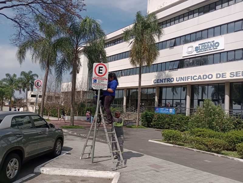 Suzano bate recorde de ruas atendidas com novas placas de sinalização em julho 7