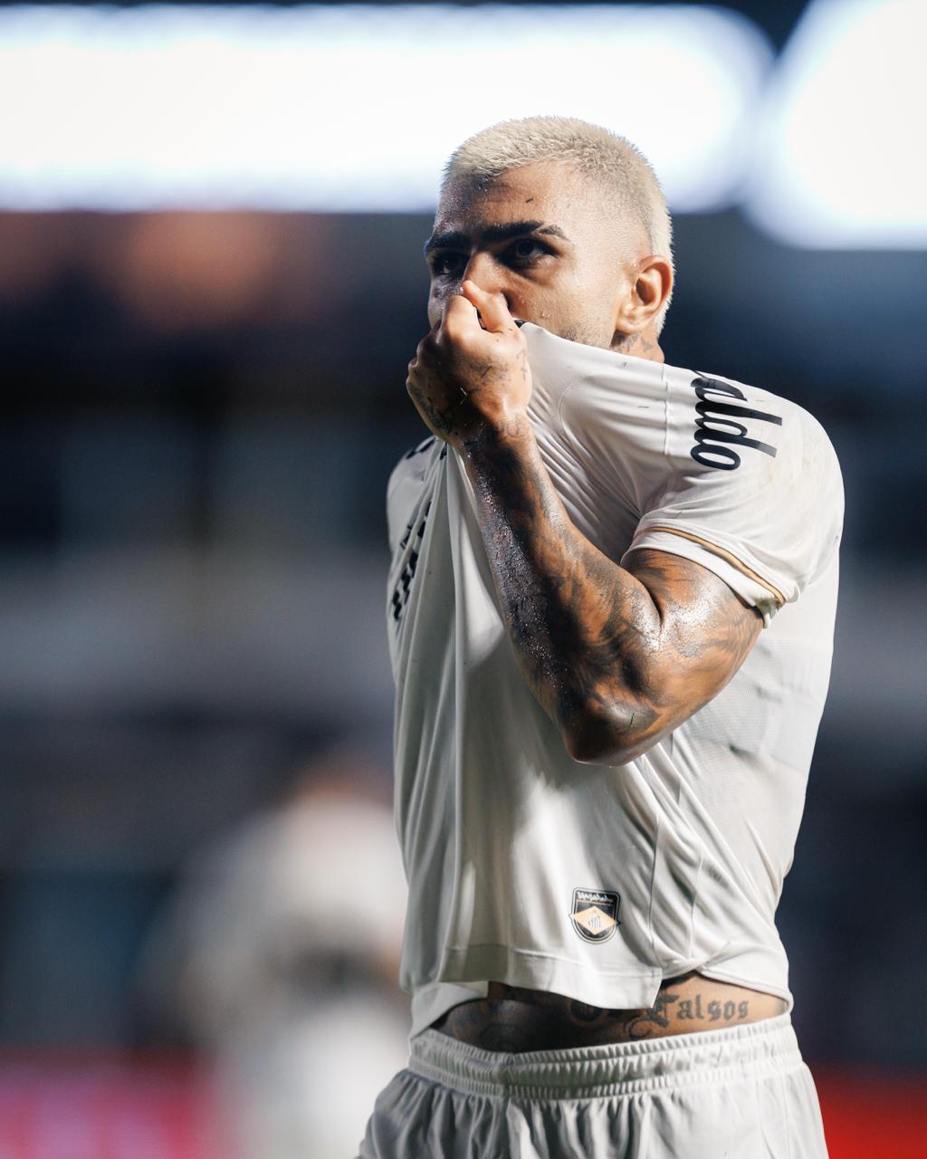 De virada, Santos FC vence o jogo de ida da CONMEBOL Sudamericana, contra o Macará 12