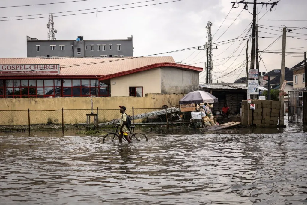 Igrejas africanas devem preparar medidas contra inundações do El Niño, alerta organização humanitária 8