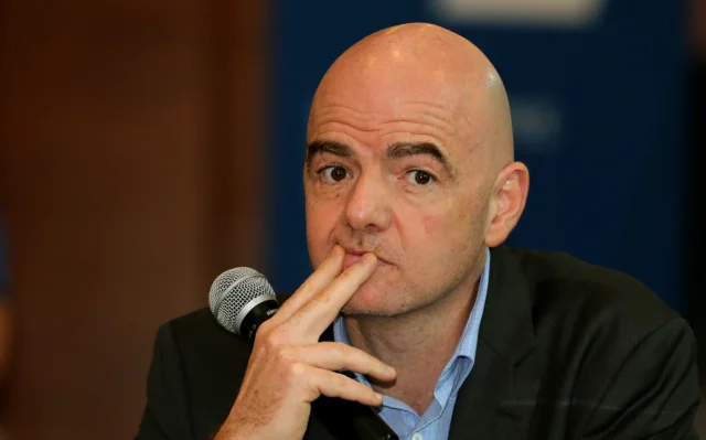 Infantino tentou vender a Copa. E botou seu cargo em risco 5