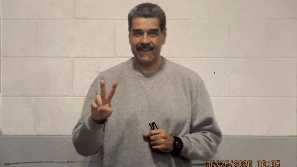 Maduro volta às redes, compartilha foto e garante: "Venezuela renascerá" 1