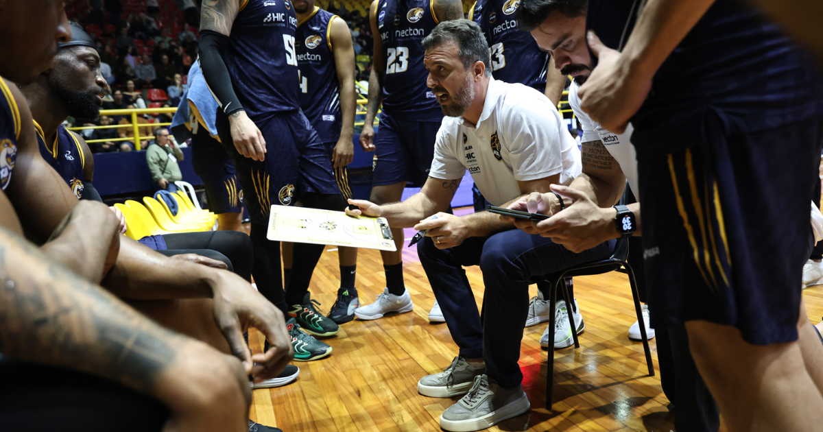 Mogi Basquete recebe Bauru Basket em busca de mais uma vitória no Campeonato Paulista 10