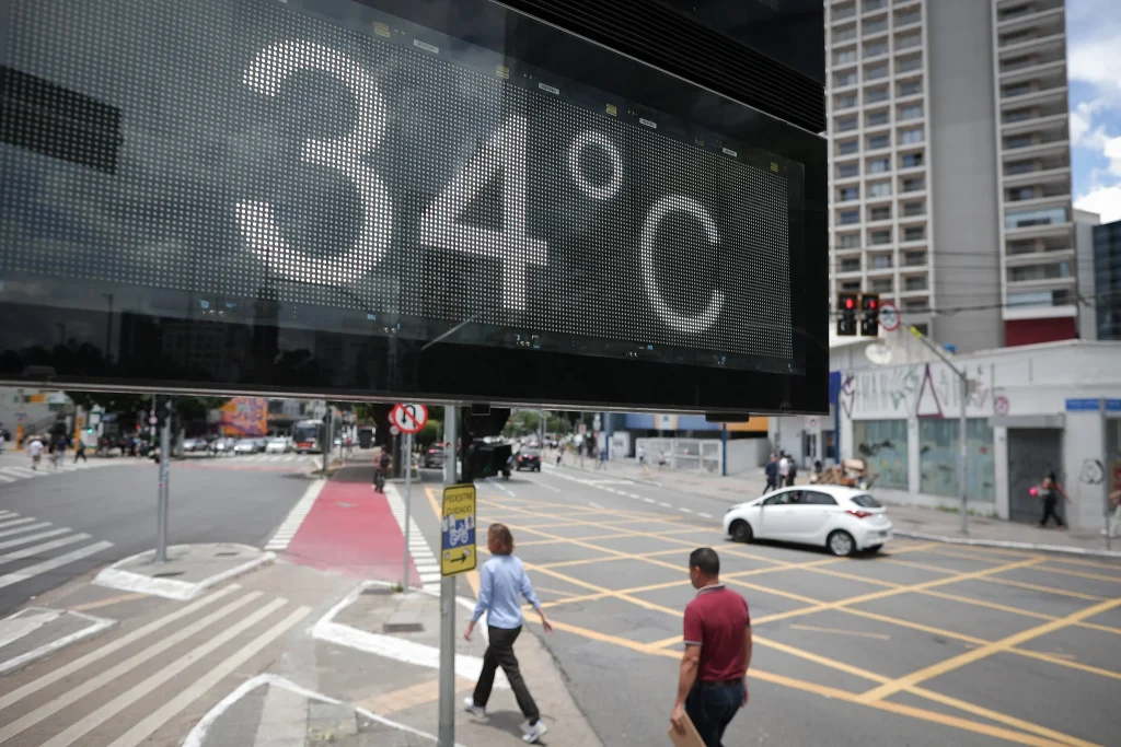 Veja as regiões de SP que serão mais afetadas pela onda de calor nos próximos dias 30