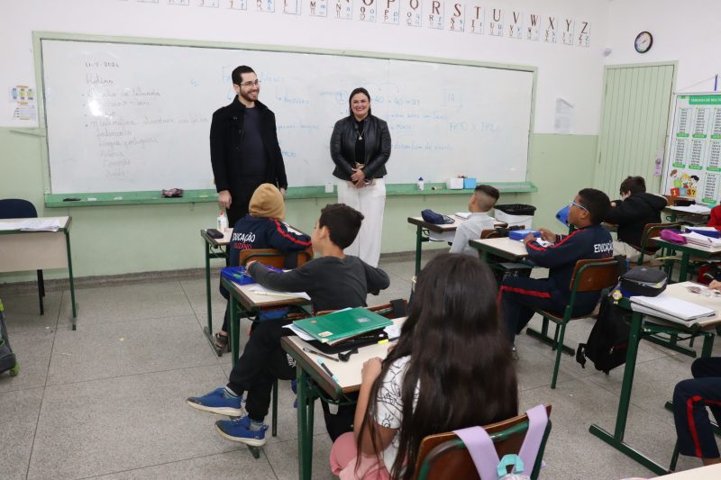 Suzano leva palestra sobre fake news e segurança digital a estudantes de escola municipal 3