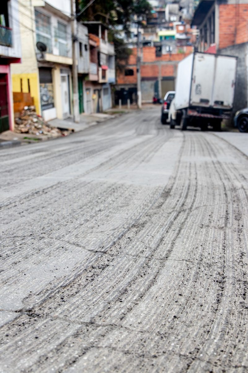 Ferraz inicia fresagem de ruas antes de novas obras de pavimentação 5
