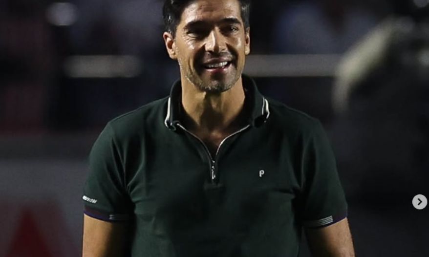 Abel Ferreira é multado pela Conmebol por chutar microfone - Gazeta Brasil 1