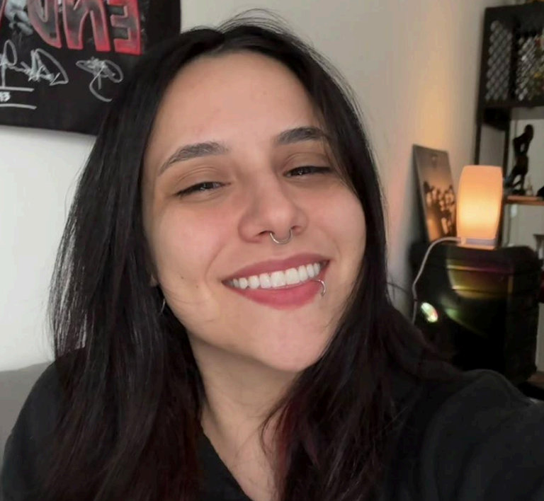 Andreza Cristina Barbieri Serra.png 3