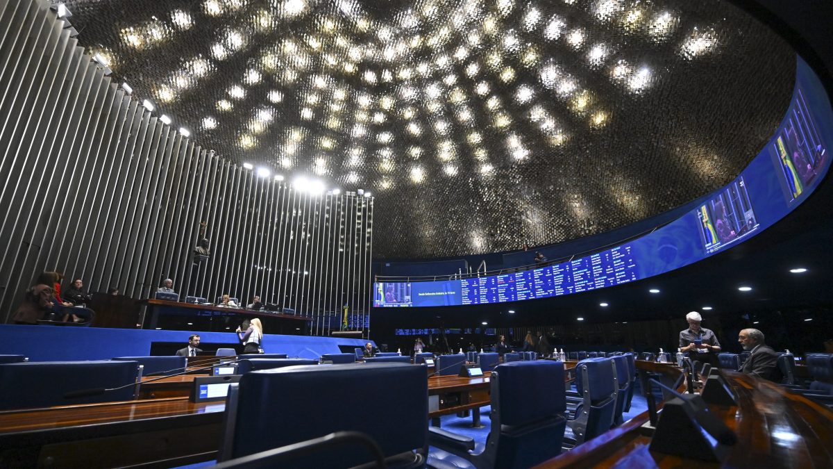 Candidatos a senador por SC: veja nomes e números de urna 1