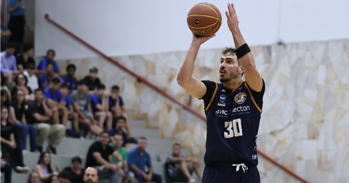 Com placar centenário, Mogi Basquete domina São José e abre 1 a 0 nas quartas de final do Paulista 4