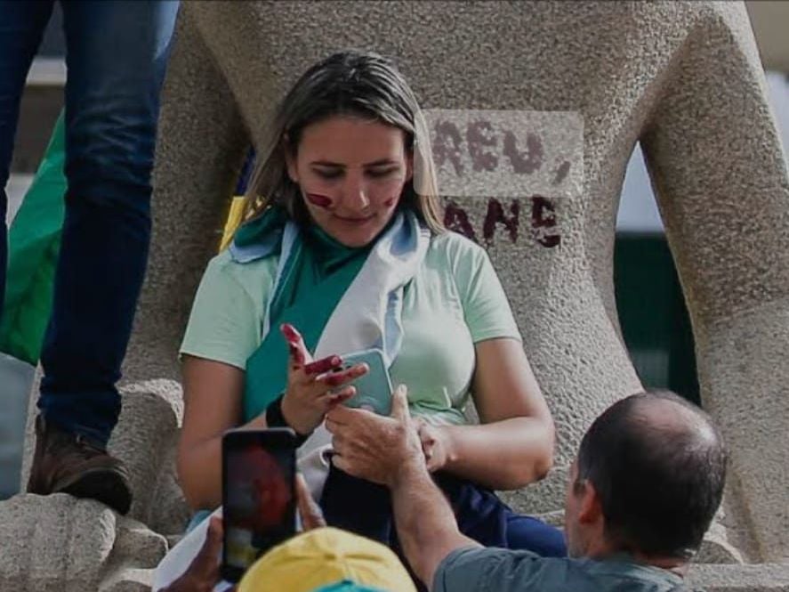 Débora Rodrigues busca remição de pena por atividades no cárcere 4