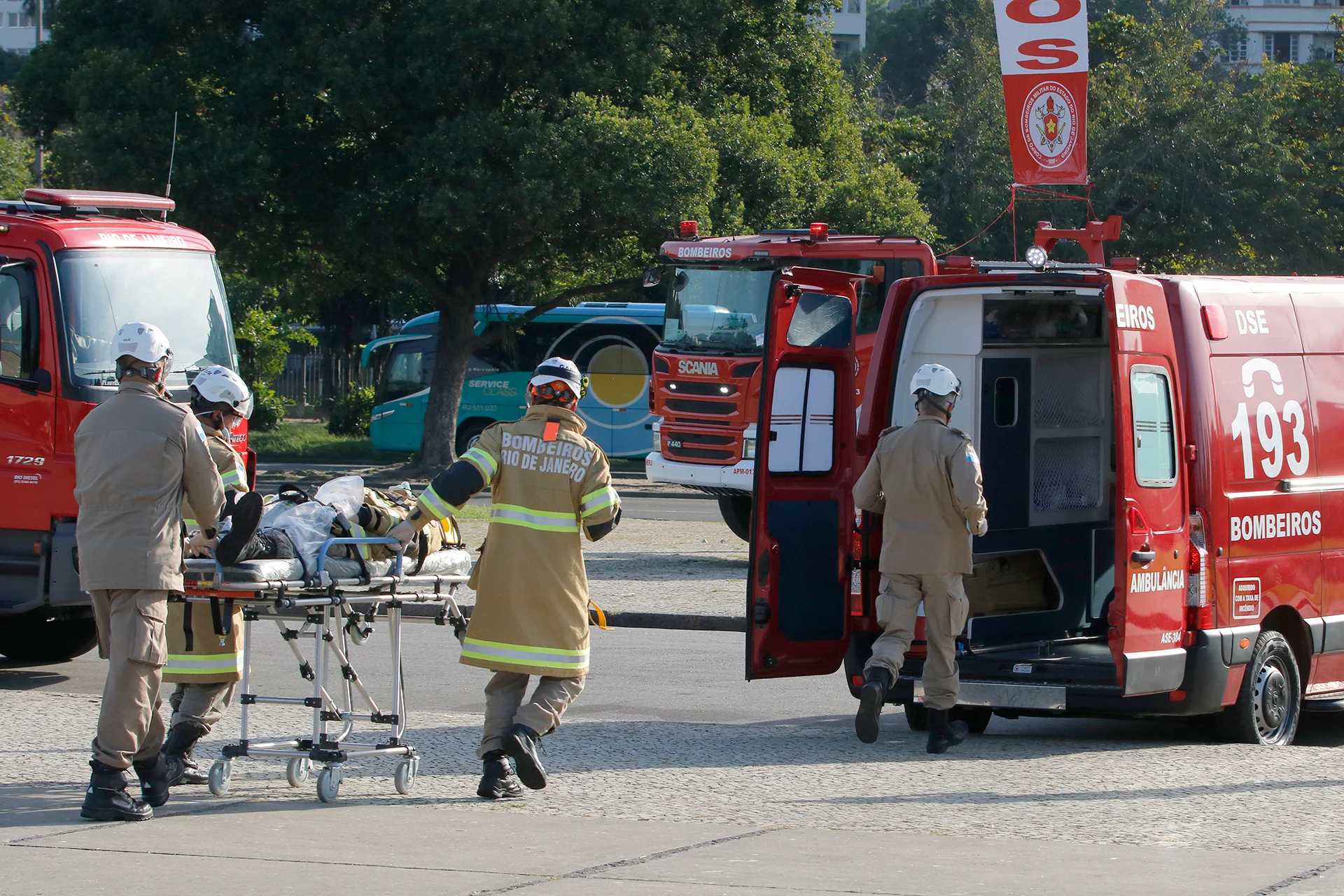 Corpo de Bombeiros recebe novas viaturas e equipamentos operacionais