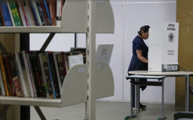 É preciso demolir mitos sobre o voto feminino 3