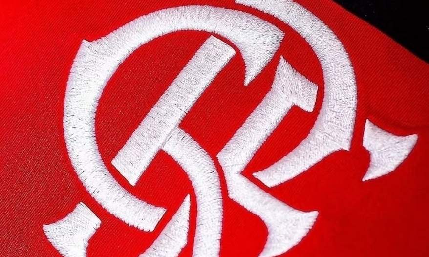 "Hoje sou Flávio Bolsonaro 22": torcedores do Flamengo reagem à MP das bets - Gazeta Brasil 17