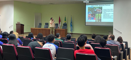 INPE Amazônia fortalece parceria com a Escola Dr. Celso Malcher e amplia diálogo com estudantes e professores 8