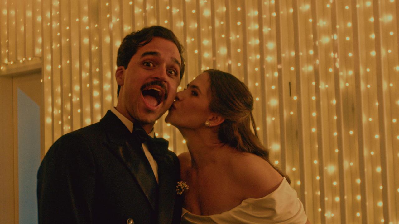Leo Schiappadini aposta na MPB e lança “Camomila” em homenagem à esposa 3