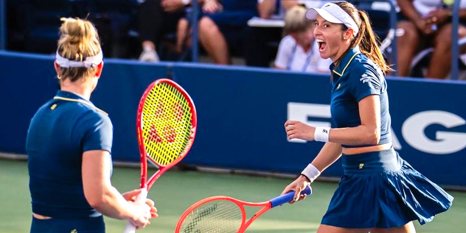De olho na liderança: dupla de Stefani vence estreia no WTA de Wuhan 1