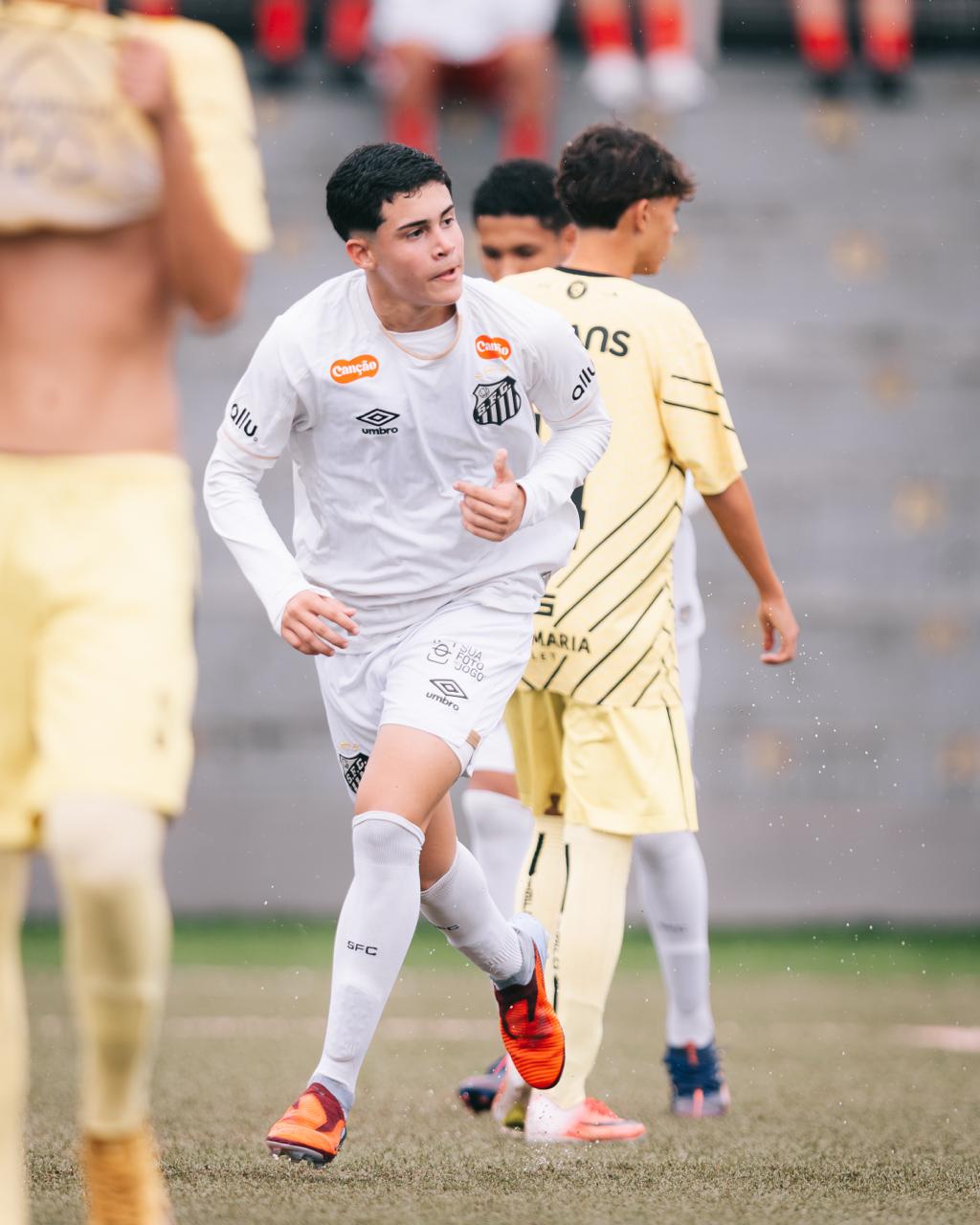 Meninos da Vila garantem 100% de aproveitamento em três jogos no CT Rei Pelé neste sábado (12) 3