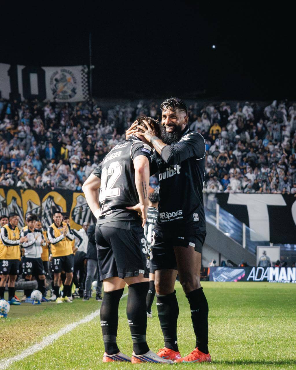 Santos FC bate Cruzeiro com autoridade, vence terceira seguida e embala no Brasileirão 3