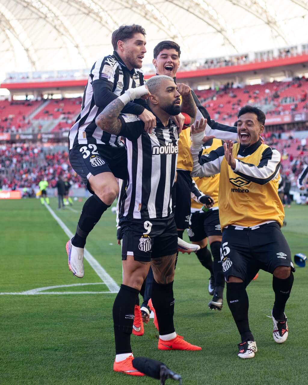 Santos FC bate Inter por 3 a 2 no Beira-Rio e vence terceira seguida fora de casa no Brasileirão 6