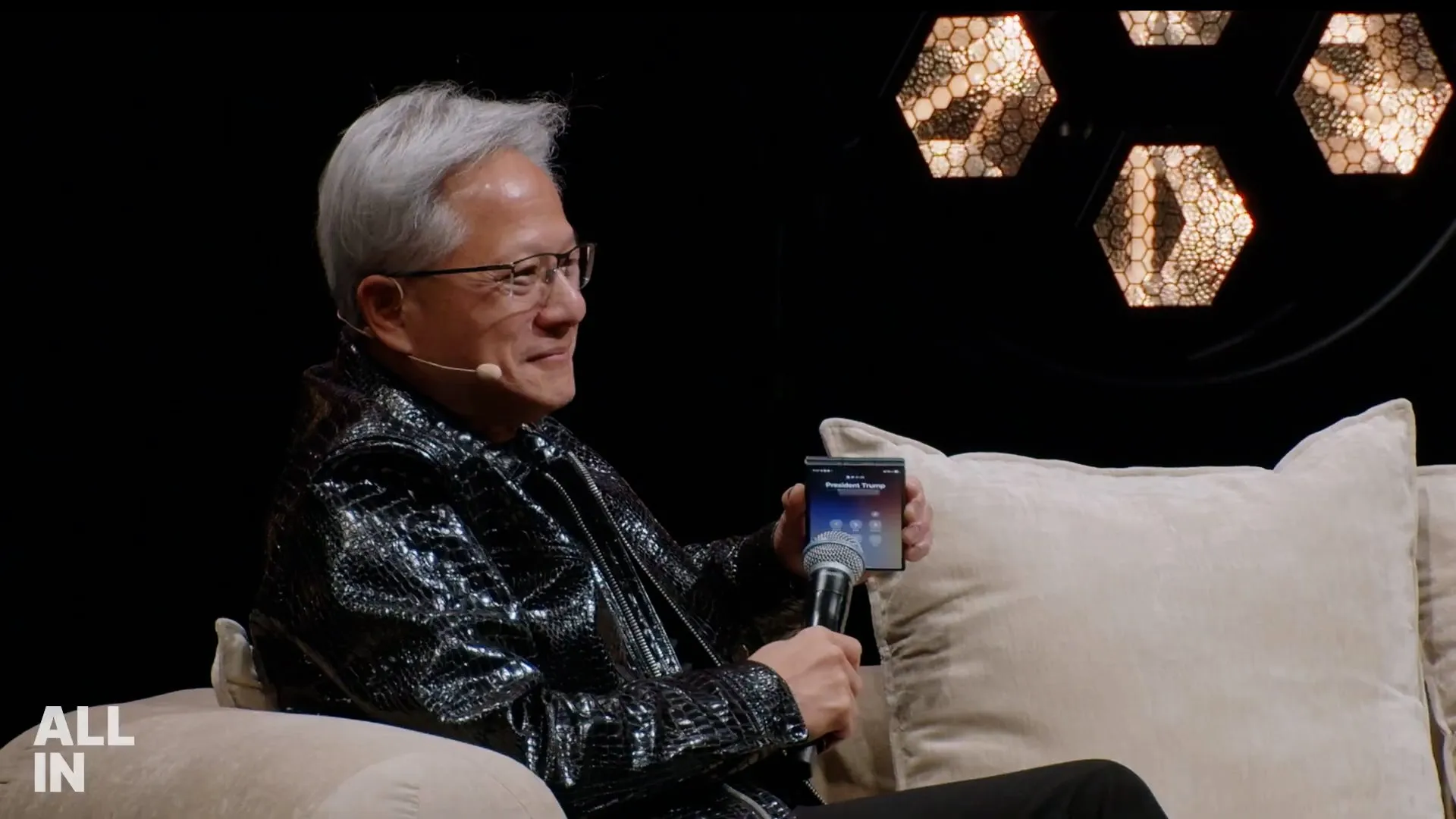 Trump calls, interrupts Nvidia CEO to say AI fears are ‘a hoax’ | Science and Technology 1