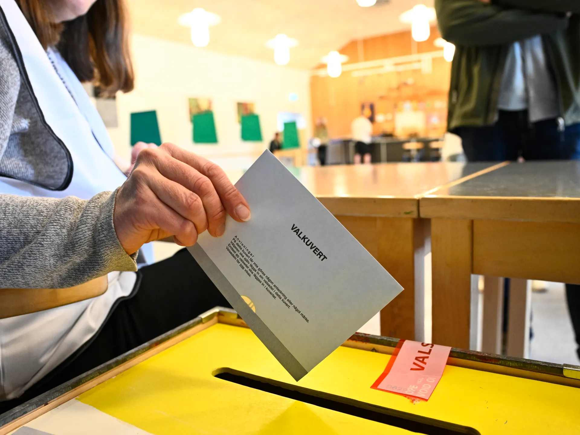 Voting under way in Sweden election that could see far right in government | Elections News