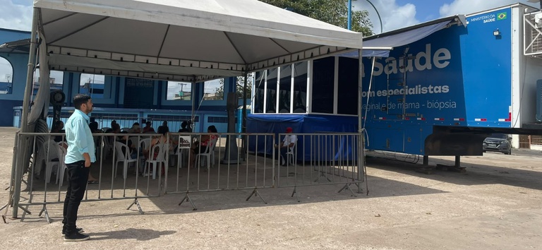 Representante do Ministério da Saúde visita Hospital das Clínicas de Bragança e carreta de saúde da mulher — Ministério da Saúde 3