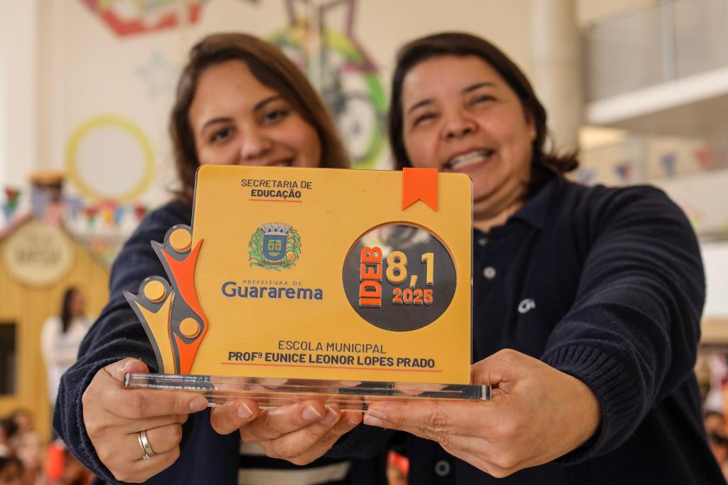 Prefeitura de Guararema homenageia equipes escolares por resultado de excelência no Ideb 5