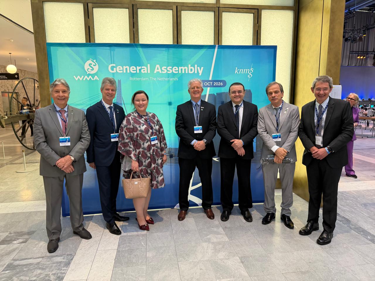 AMB participa da 77ª Assembleia Geral da World Medical Association em Roterdã, nos Países Baixos – AMB 3