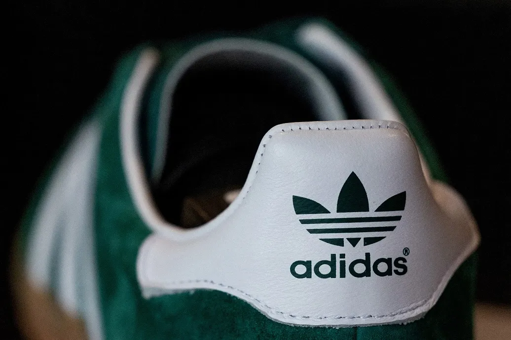 Adidas processa marca australiana que criou design com listras para roupas 1