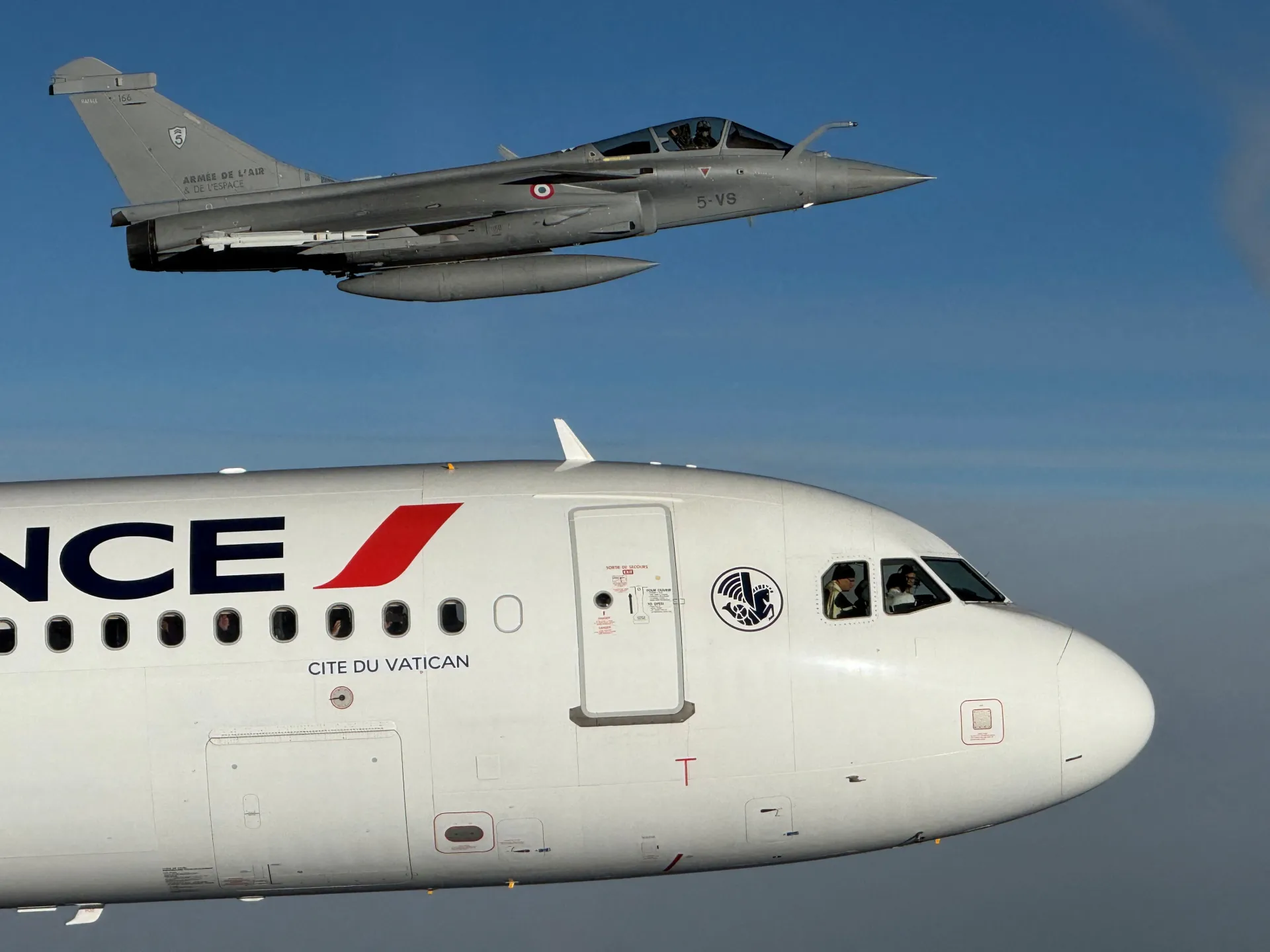 Air France says it will follow Israeli rule barring crew from some nations | Aviation 1