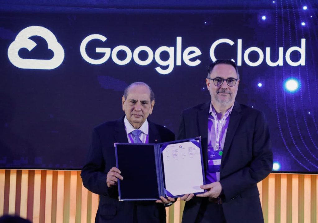 Assinatura de acordo de cooperação entre o Sistema CNC-Sesc-Senac e a Google Cloud é destaque no Tech Day 2026 1