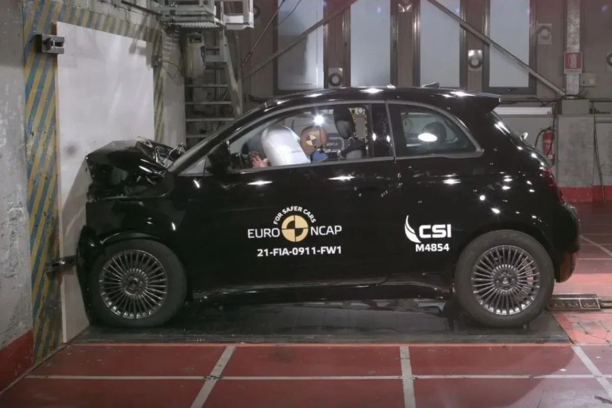 Fiat 500 E EURO NCAP teste