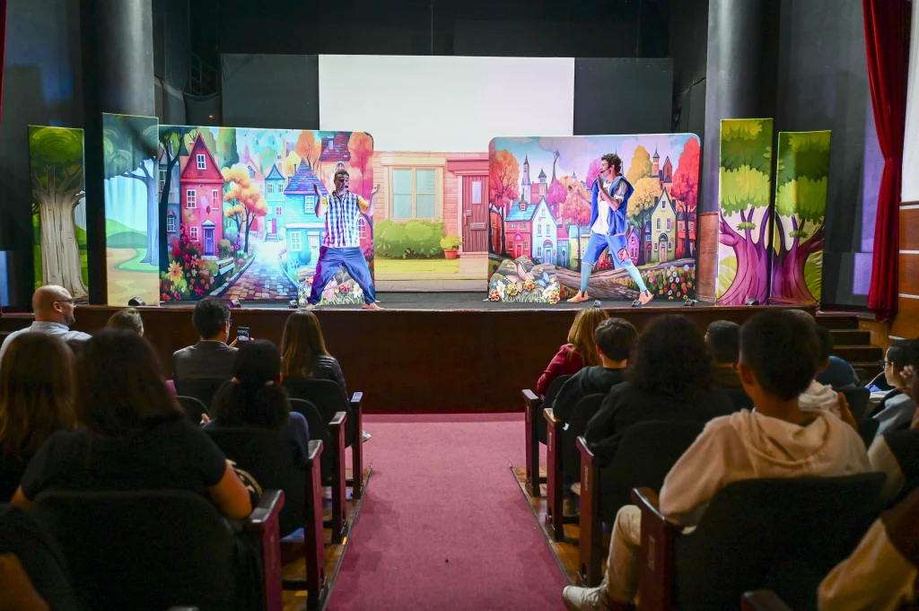 CGE SP promove 2ª edição de peça teatral sobre integridade para estudantes 1