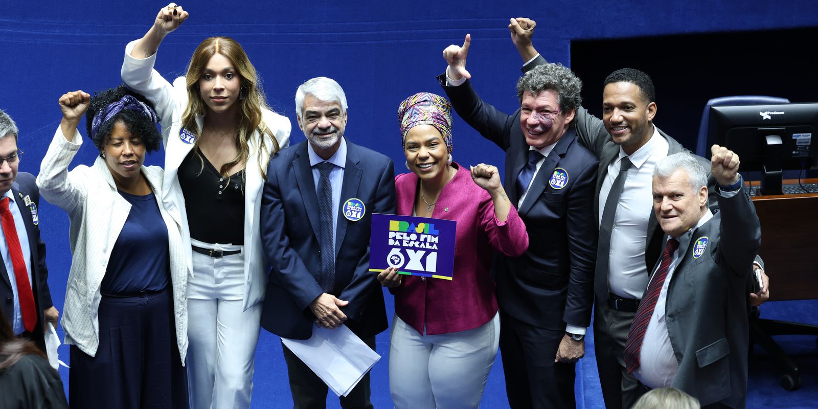 CUT elogia fim da “massacrante” 6x1; CNI quer revisar PEC aprovada 1