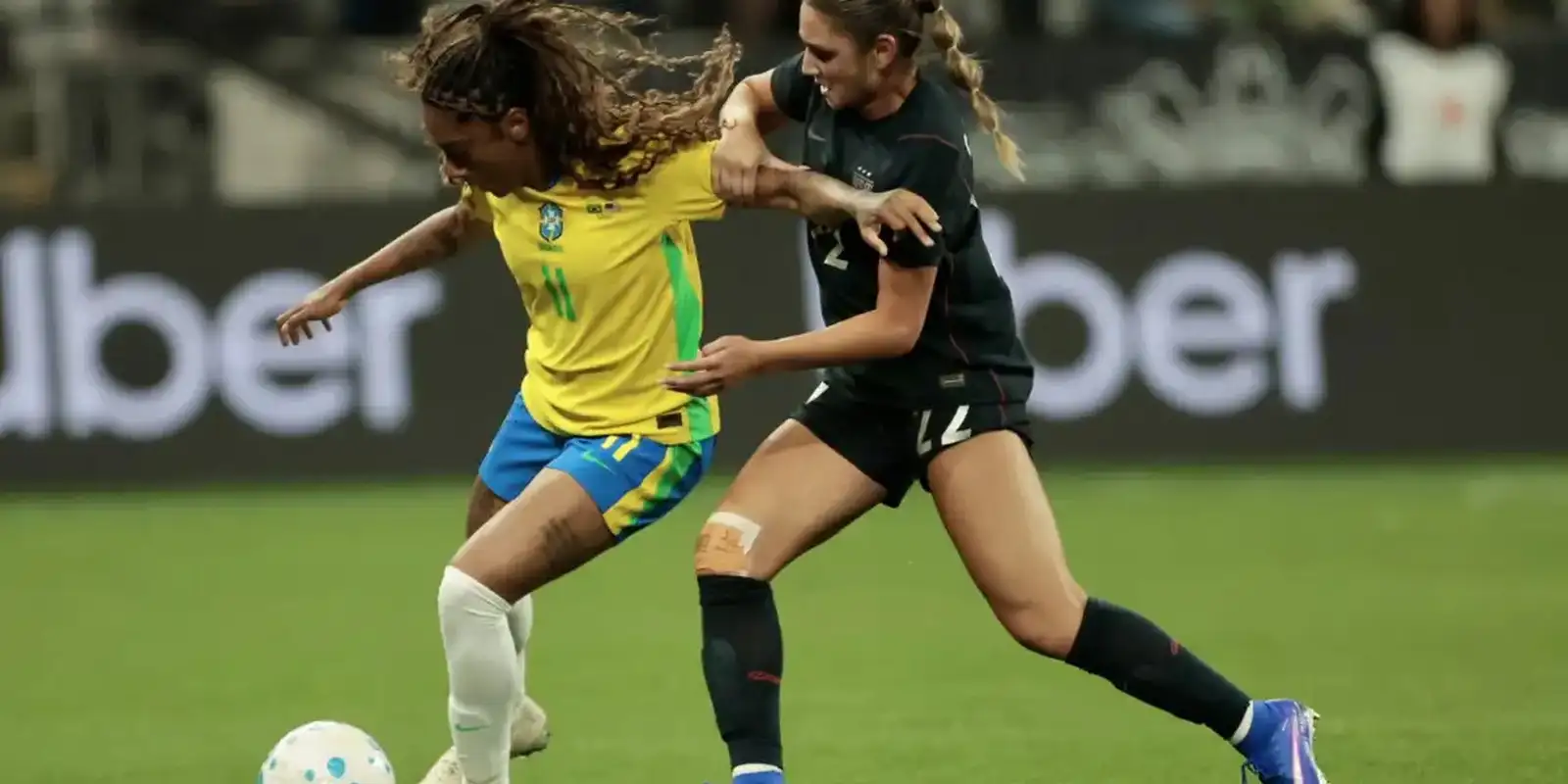 "Elas em campo" é tema do Caminhos da Reportagem desta segunda-feira 5