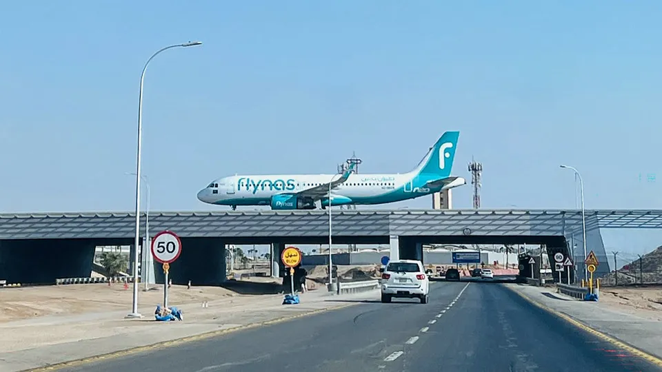 Houthis matam 12 em aeroporto na Arábia Saudita 1