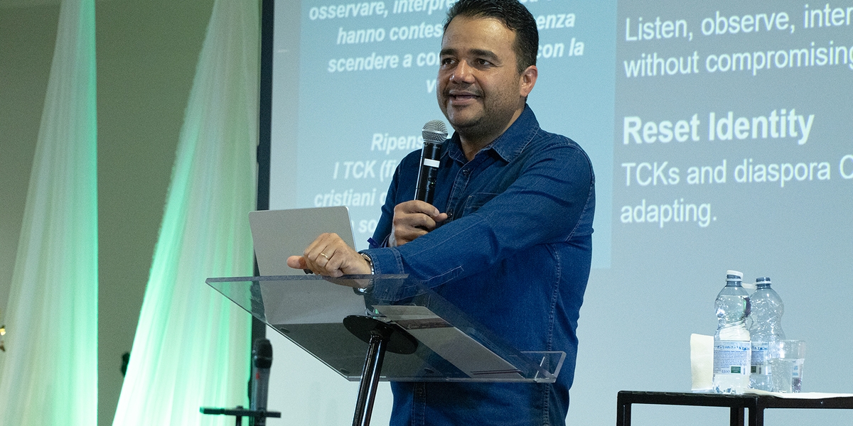 “Igreja que vive apenas para seus membros, vira um clube”, alerta missionário 1