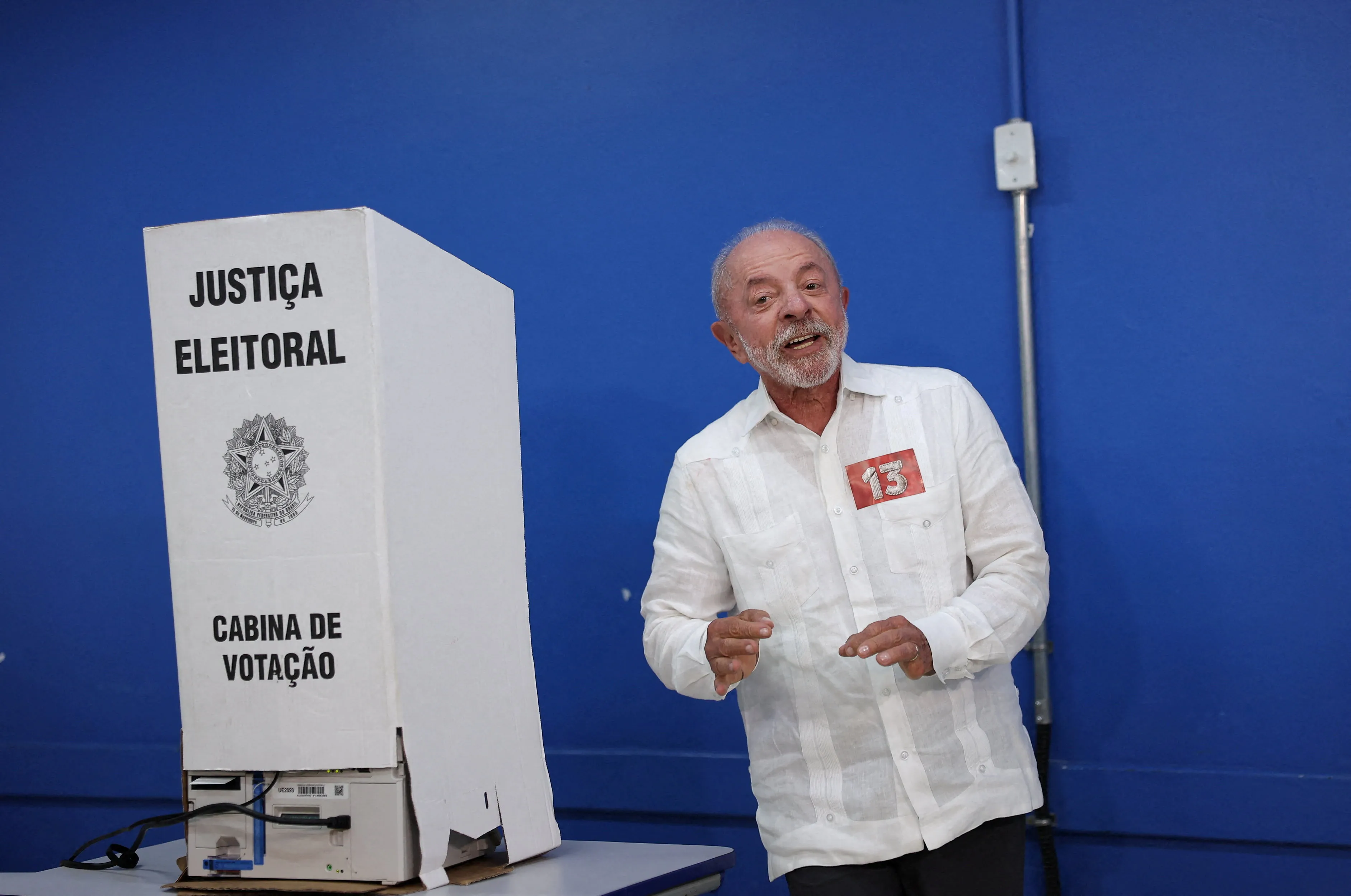 Lula critica Flávio, fala em “livros ou armas” e diz que aceitará resultado 1