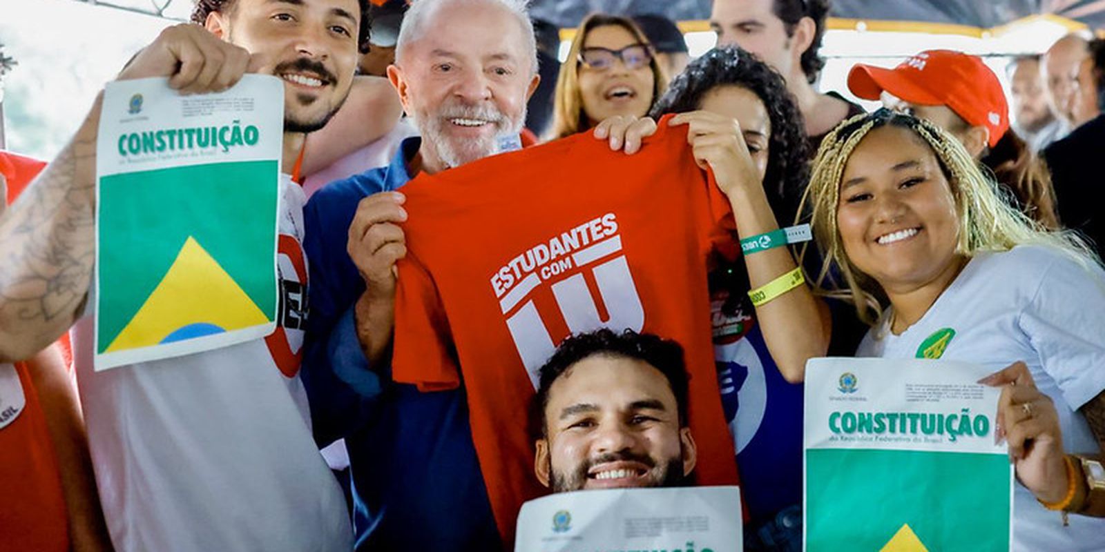 Lula garante versão universitária do “Pé de Meia” caso seja reeleito 39